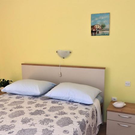 Family Rooms Moela Умаг Экстерьер фото