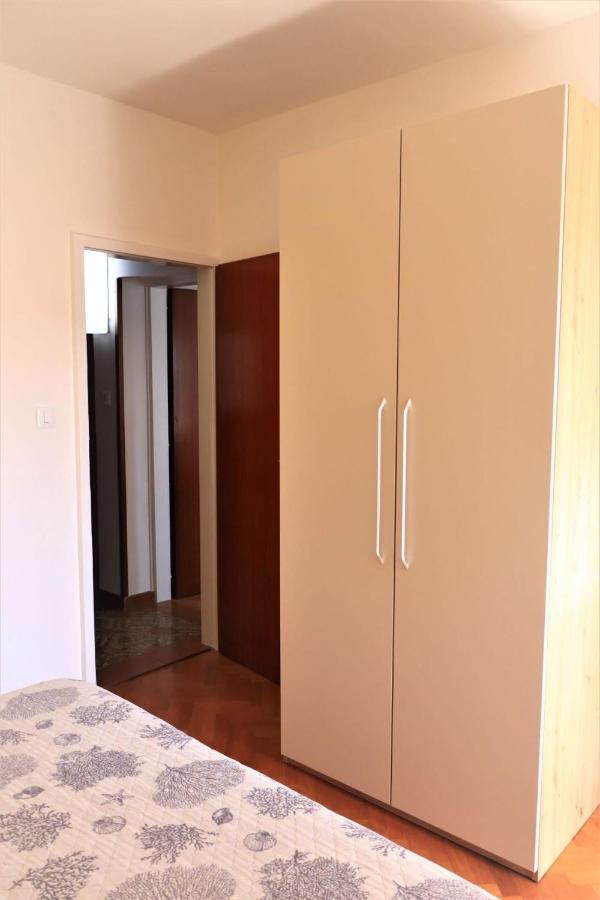 Family Rooms Moela Умаг Экстерьер фото